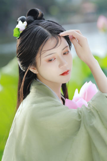 国产亚洲制服湿身诱惑