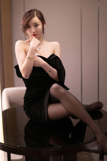 少妇下面被擦出白浆